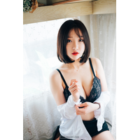 Loozy_Ye-Eun-Officegirl's Vol.2_35-dwlQsXEB.jpg